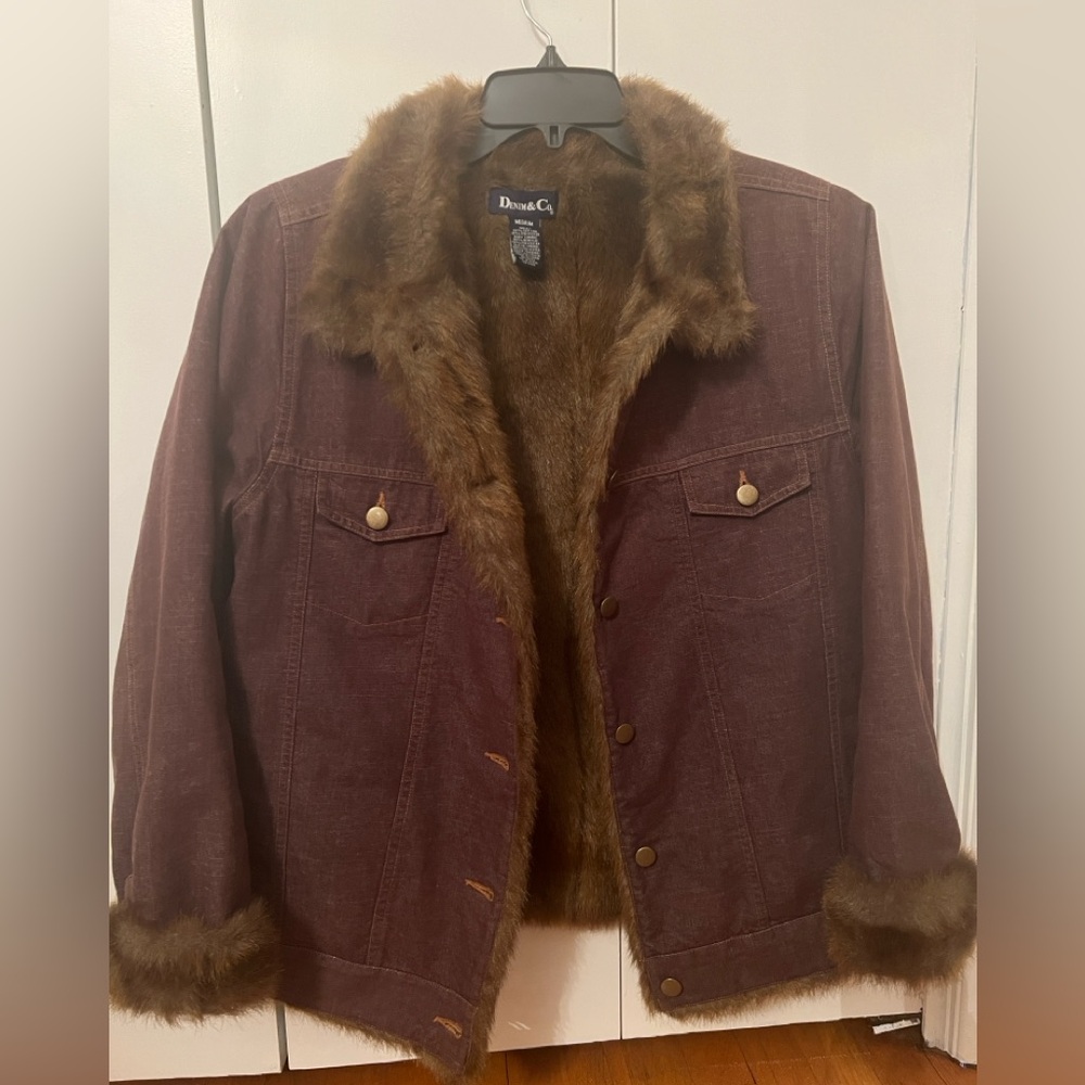 Vintage Denim & Co. Faux Fur Trim Jacket – Size Medium